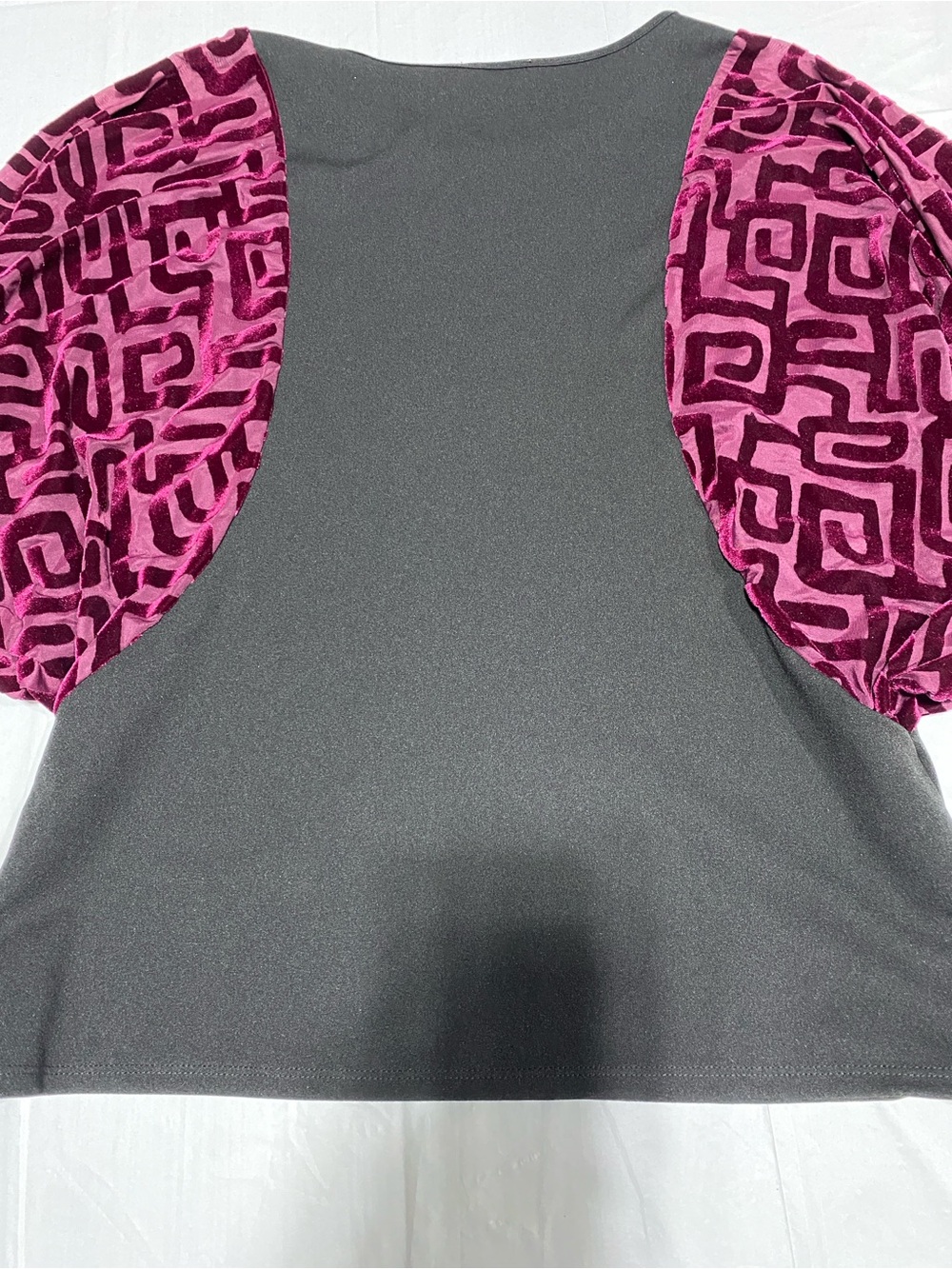 Venezia Black Tunic with Velvet Patterned Plum Sleeves - Picture 6 of 9